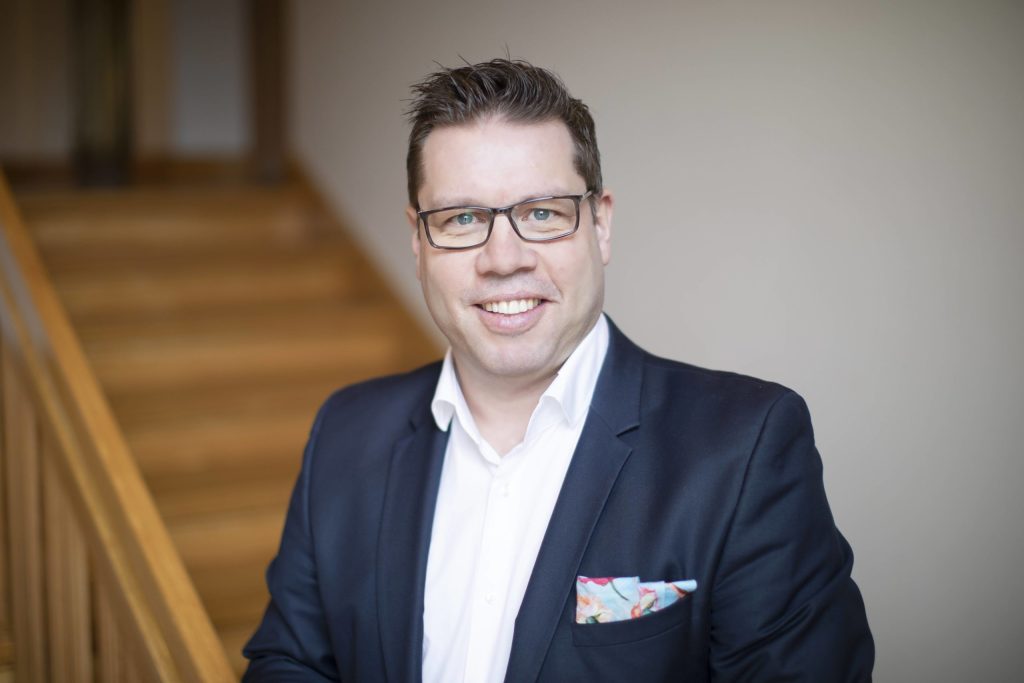 Sell the strategy today